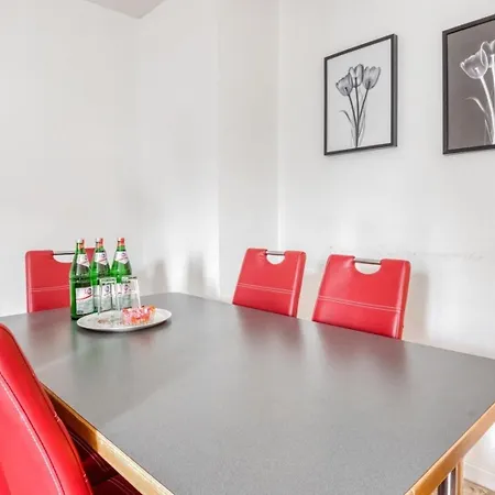 Apartment Gutmensch *